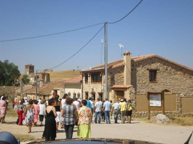 منزل الضيف Santa Maria la Real de Nieva  في Camino Del Prado المظهر الخارجي الصورة